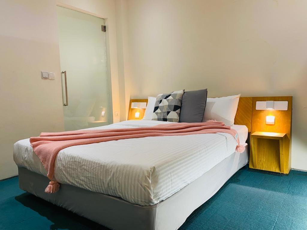 The Assembly Place, A Co-Living At Mayo Hotel สิงคโปร์ ภายนอก รูปภาพ
